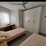 Apto. En Urbanizacion Albatros Con Salida A Playa Апартаменты *