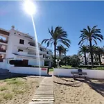 Апартаменты Apto. En Urbanizacion Albatros Con Salida A Playa Дения